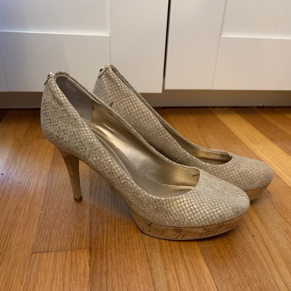 Tahari heels